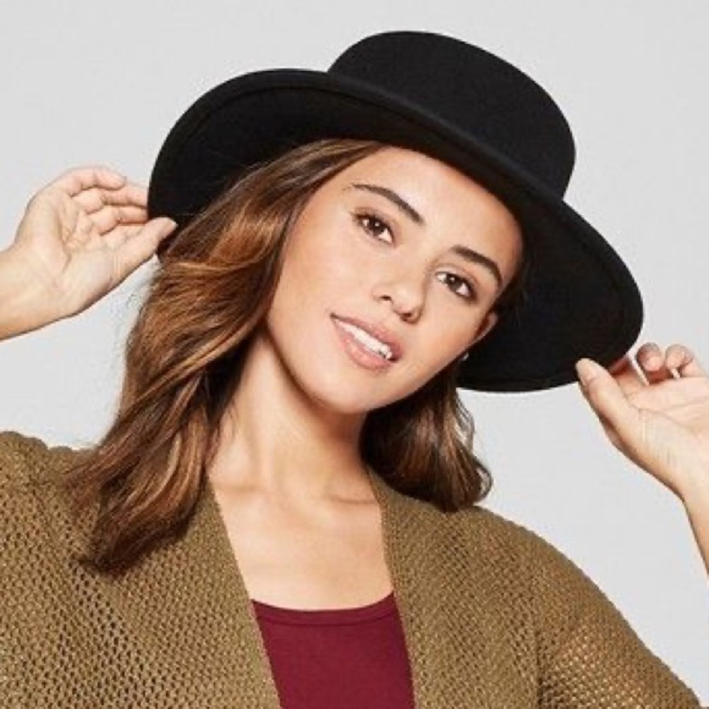 NWT Target Universal Thread Black Boater Hat